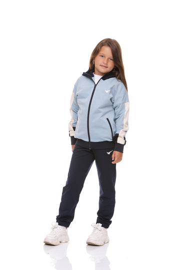 Детски спортен екип в синьо и тъмно синьо