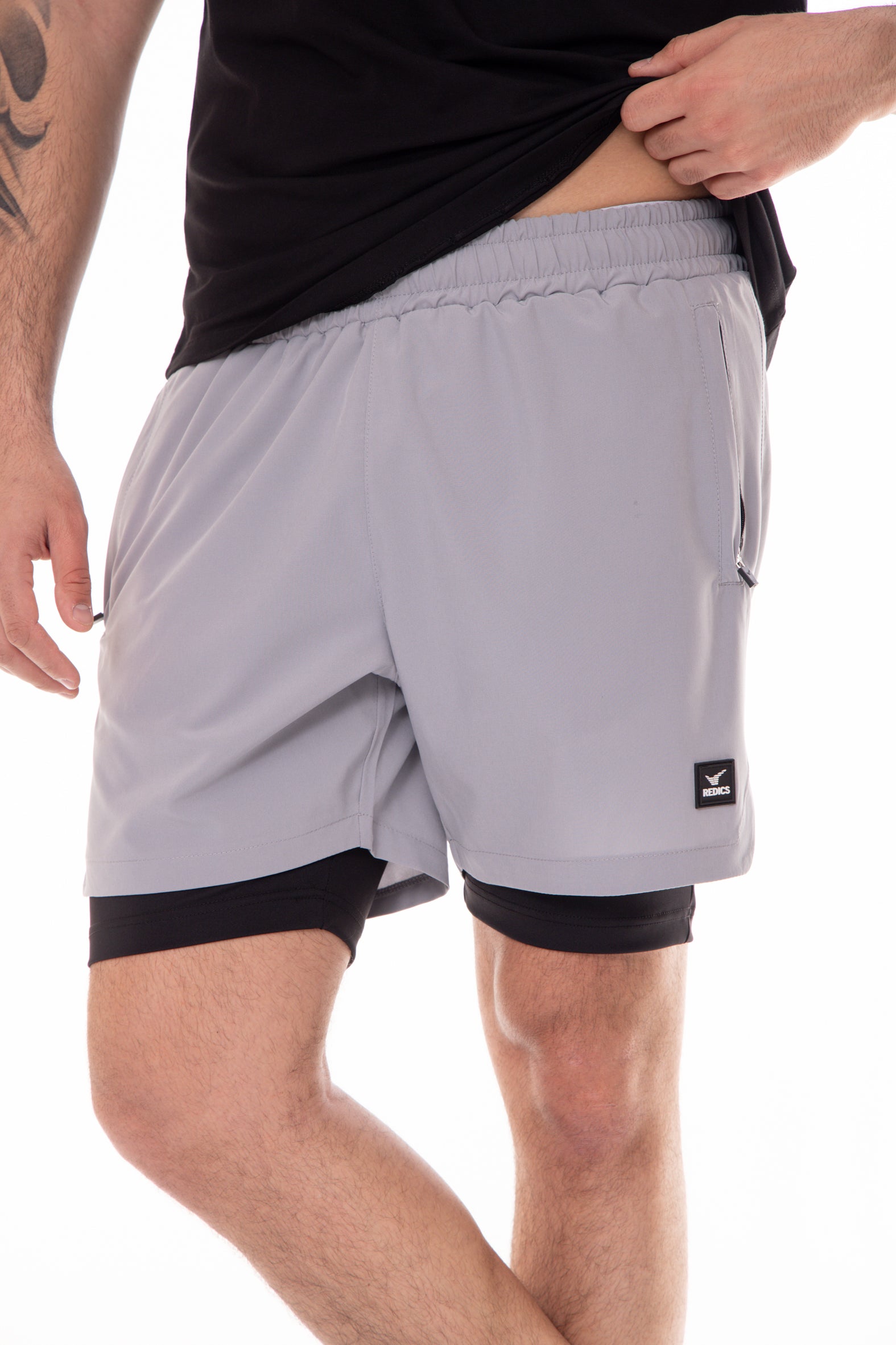 Мъжки шушлякови шорти с клин в сиво