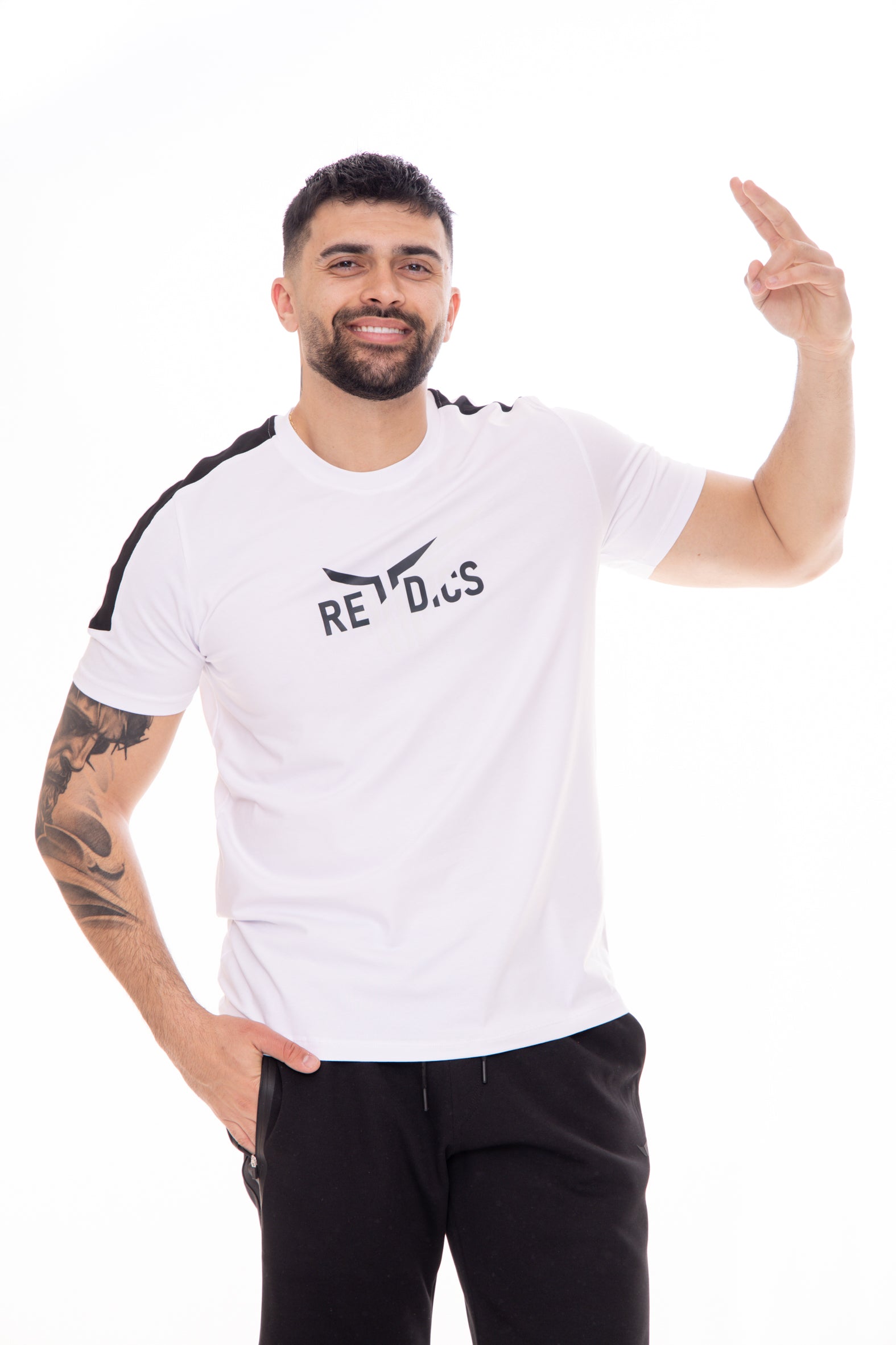 Мъжка бяла тениска