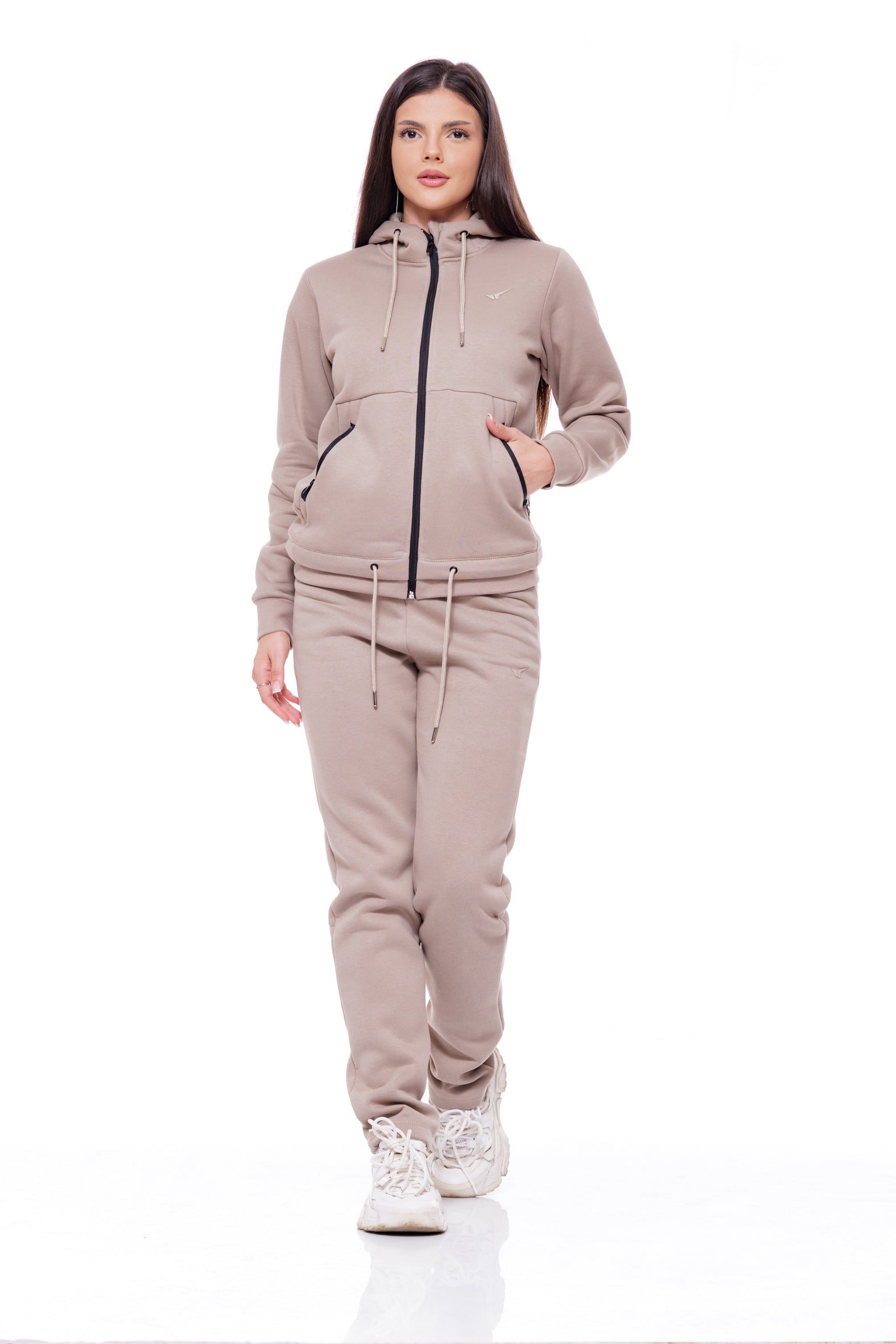 Дамски спортен ватиран екип в бежово 25-1100