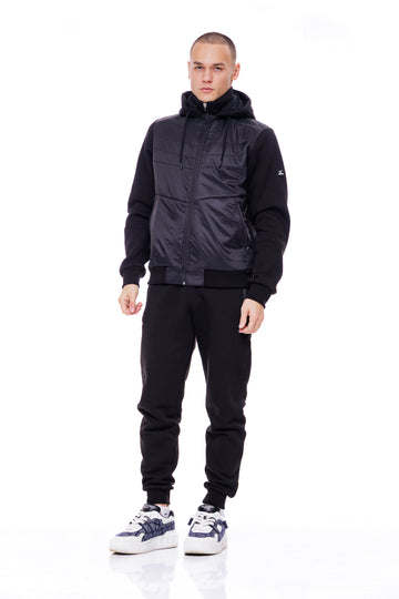 Мъжки ватиран анорак в черно с шушляк 25-0097