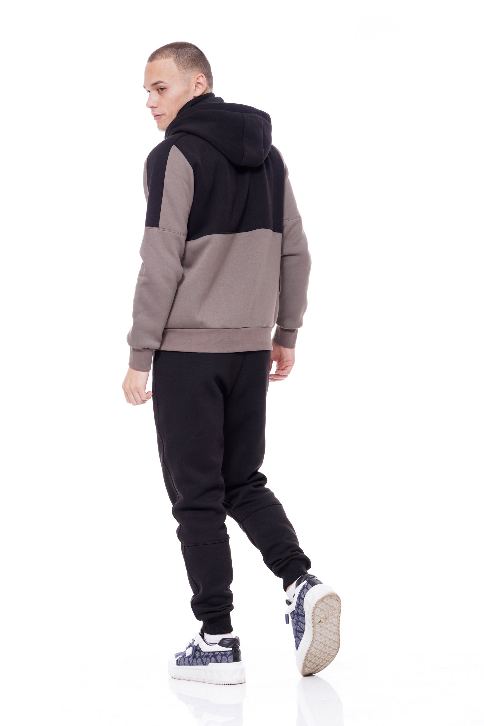 Мъжки спортен ватиран екип в цвят каки и черно 25-0094