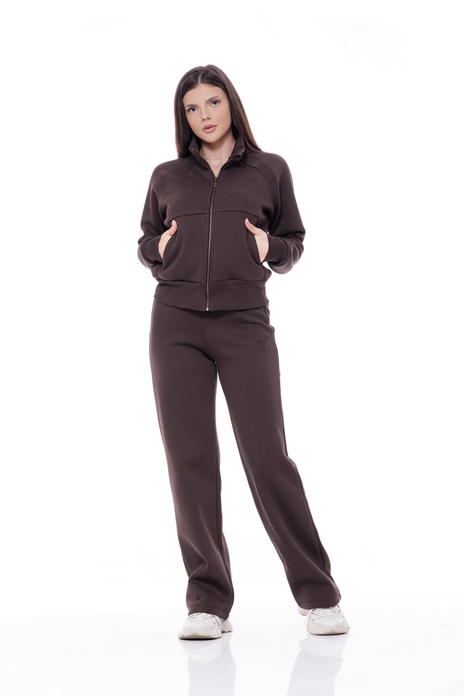 Дамски спортен ватиран екип в кафяво 25-1111