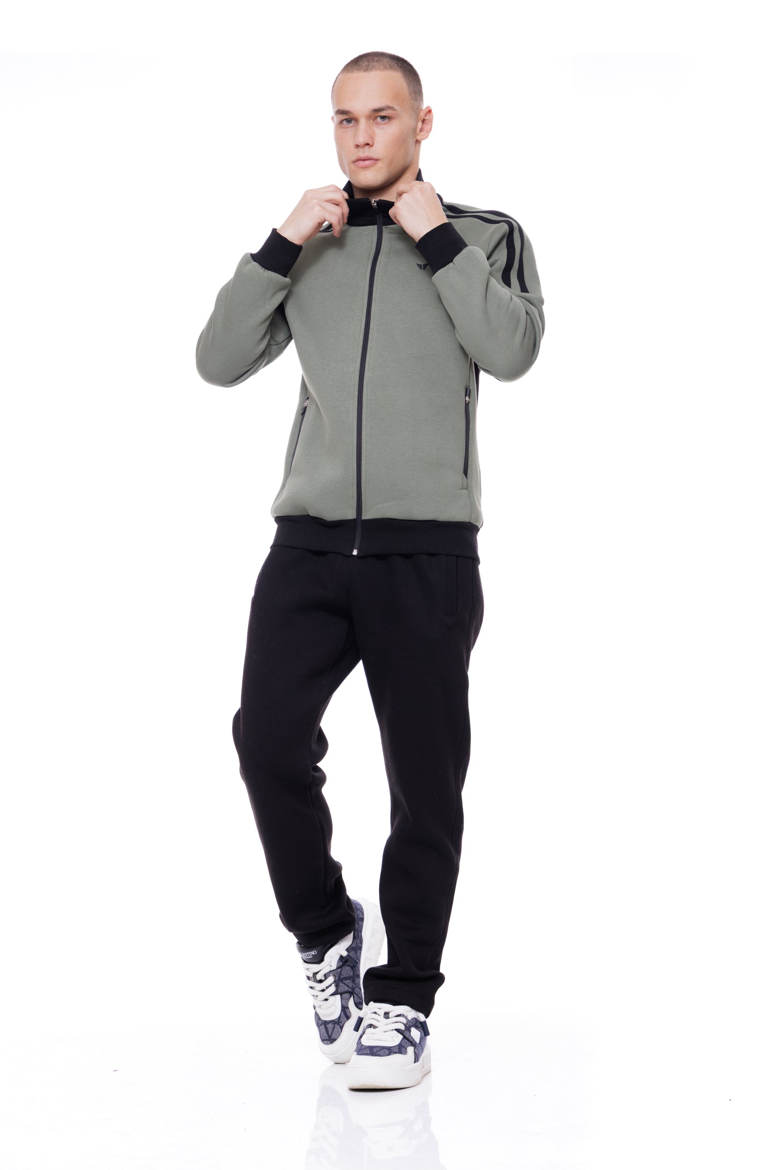 Мъжки ватиран екип в зелено и черно