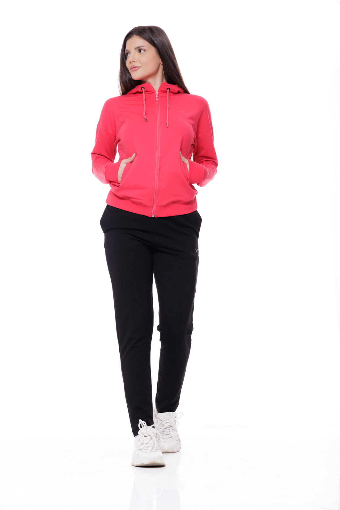 Дамски спортен екип в цвят диня 25-1059