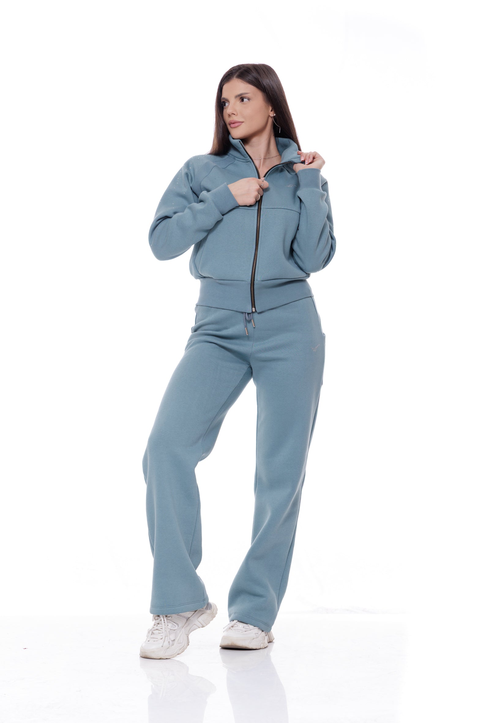 Дамски спортен ватиран екип в светъл петрол 25-1111