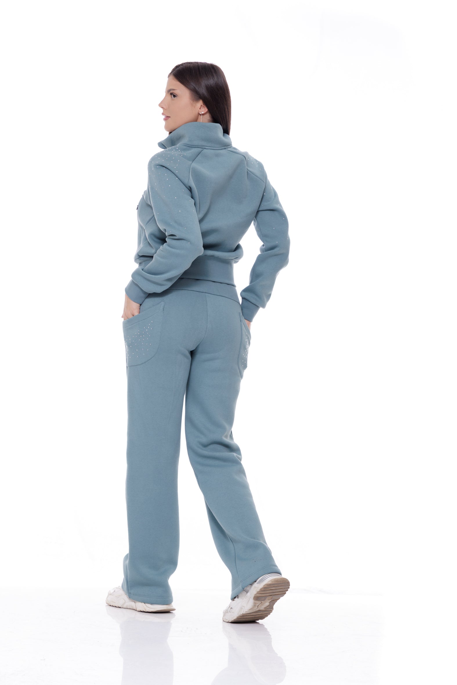 Дамски спортен ватиран екип в светъл петрол 25-1111