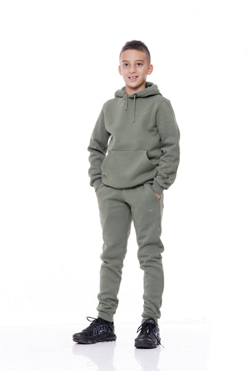 Детски спортен ватиран екип в зелено